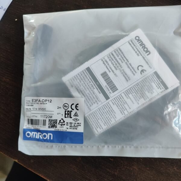 Omron E3FA-DP12 Photoelectric Sensor
